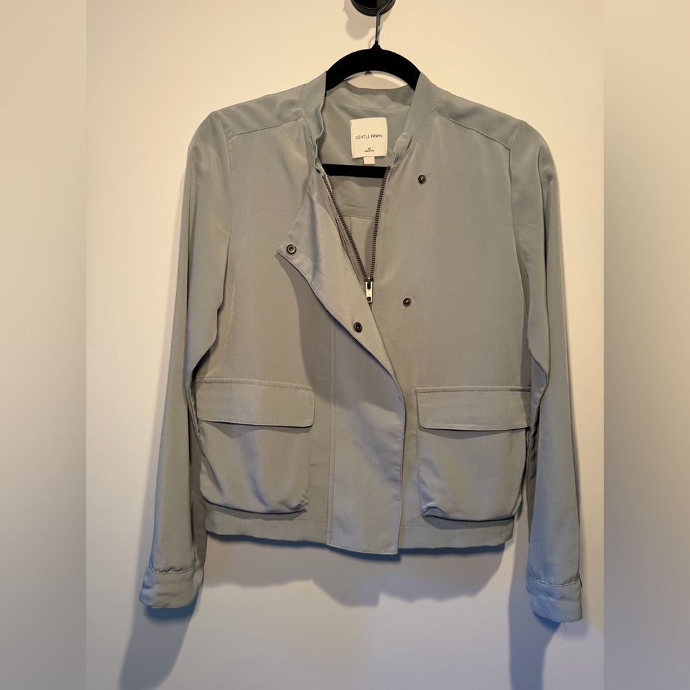 Gentle Fawn Light Gray‎ Bomber Jacket